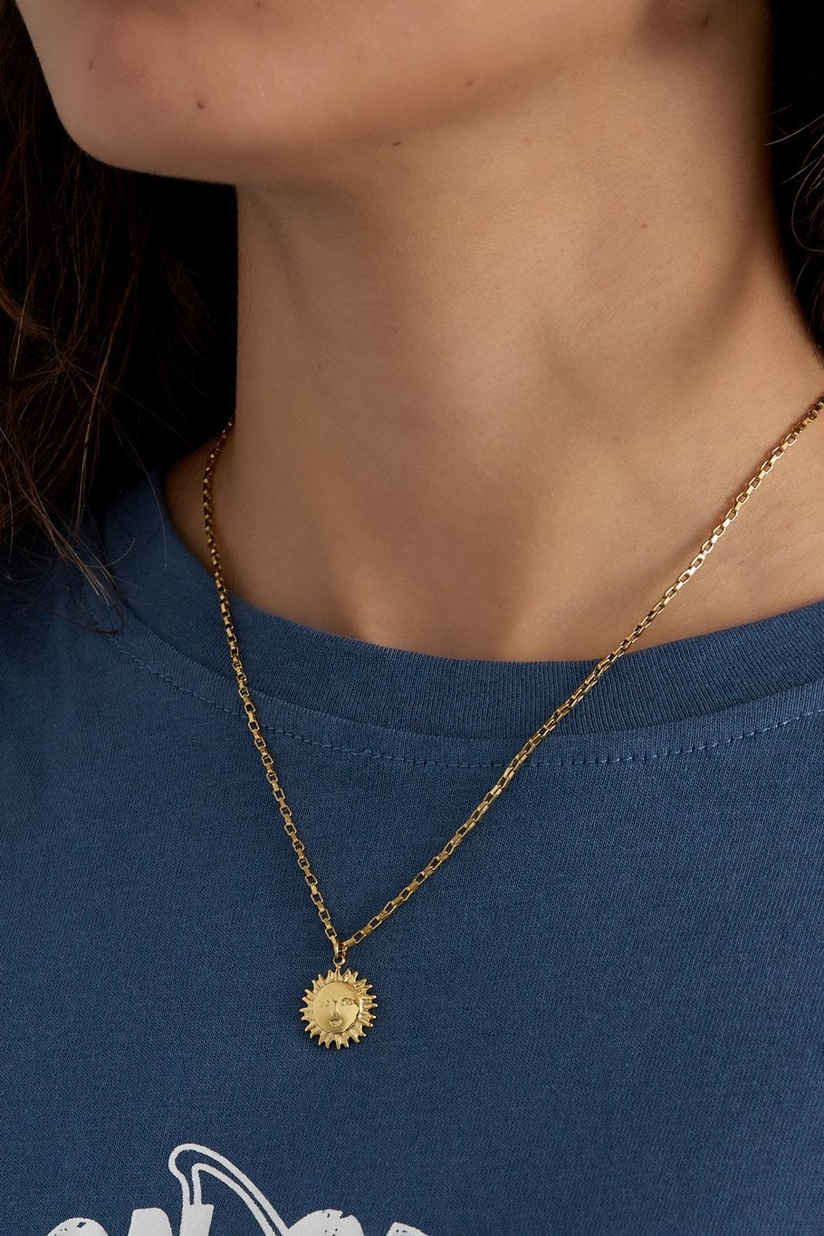 ketting- zonnetje zilverkleurig