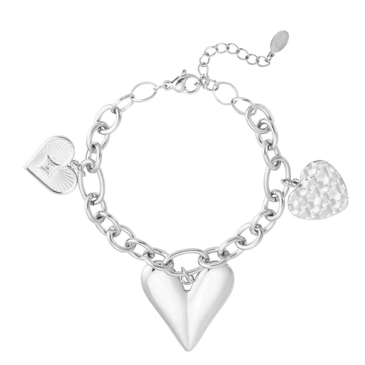Armbandje- bedeltjes harten zilverkleurig