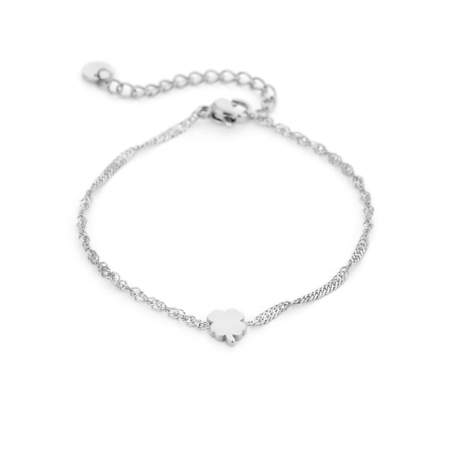 armbandje- klavertje twisted zilverkleurig