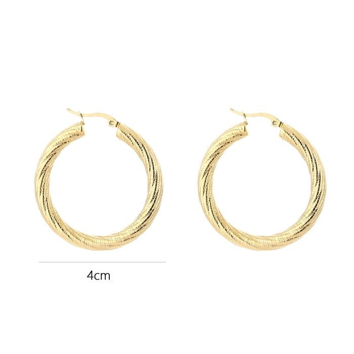 big hoops bewerkt goudkleurig stainless steel met afmetingen