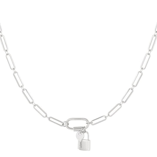 ketting- sleuteltje slotje zilverkleurig