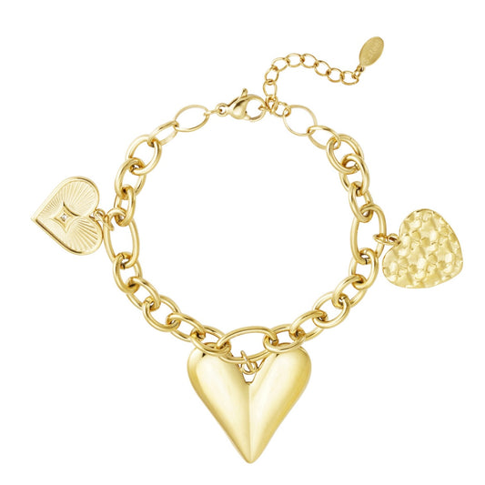 Armbandje- bedeltjes harten goudkleurig