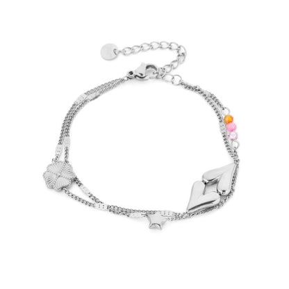 Armbandje- dubbel hartje zilverkleurig