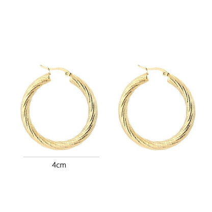 big hoops bewerkt goudkleurig stainless steel met afmetingen