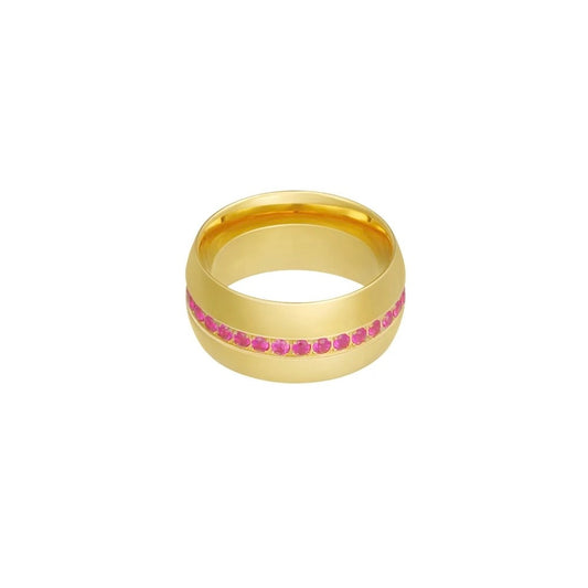 goudkleurige stainless steel ring met roze steentjes en brede band – JewelryByCeline