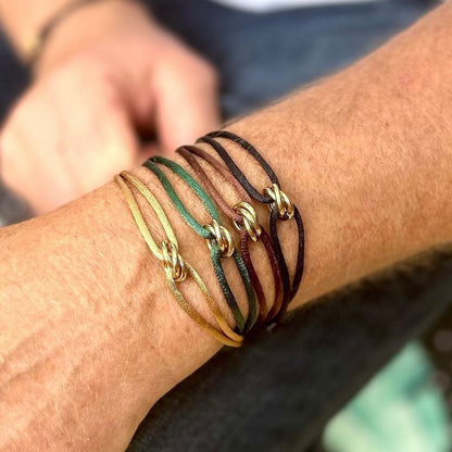 Jewelrybyceline satijn armbandjes voor heren in groen, beige en bruin met stainless steel ringetjes waterproof