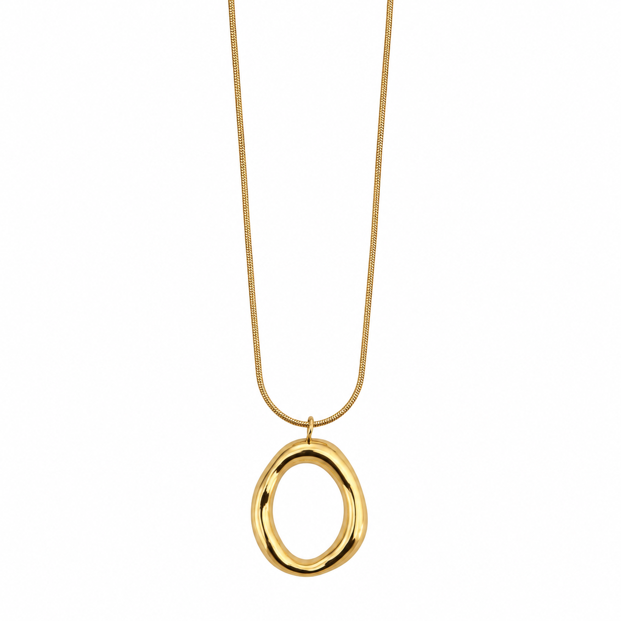 Lange goudkleurige stainless steel ketting met organische open hanger