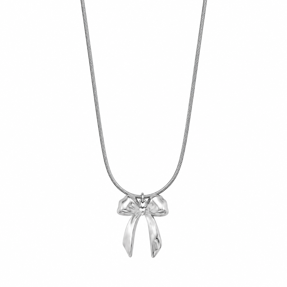 Lange zilverkleurige stainless steel ketting met strik hanger voor dames