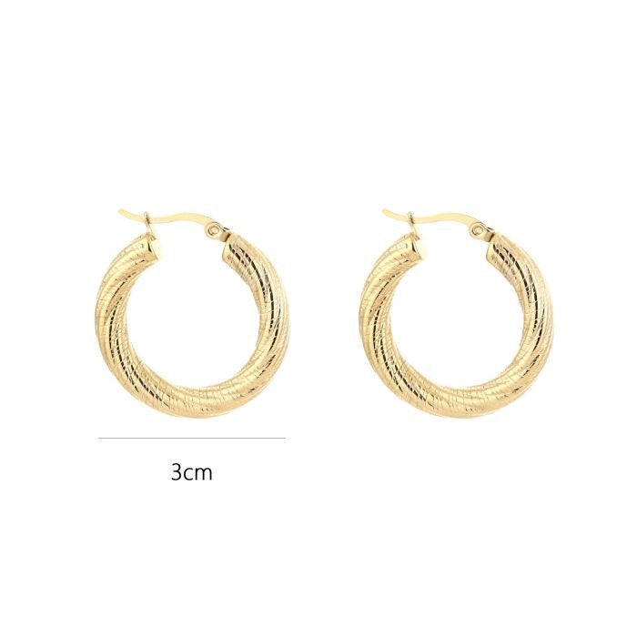 medium hoops goudkleurig met afmetingen